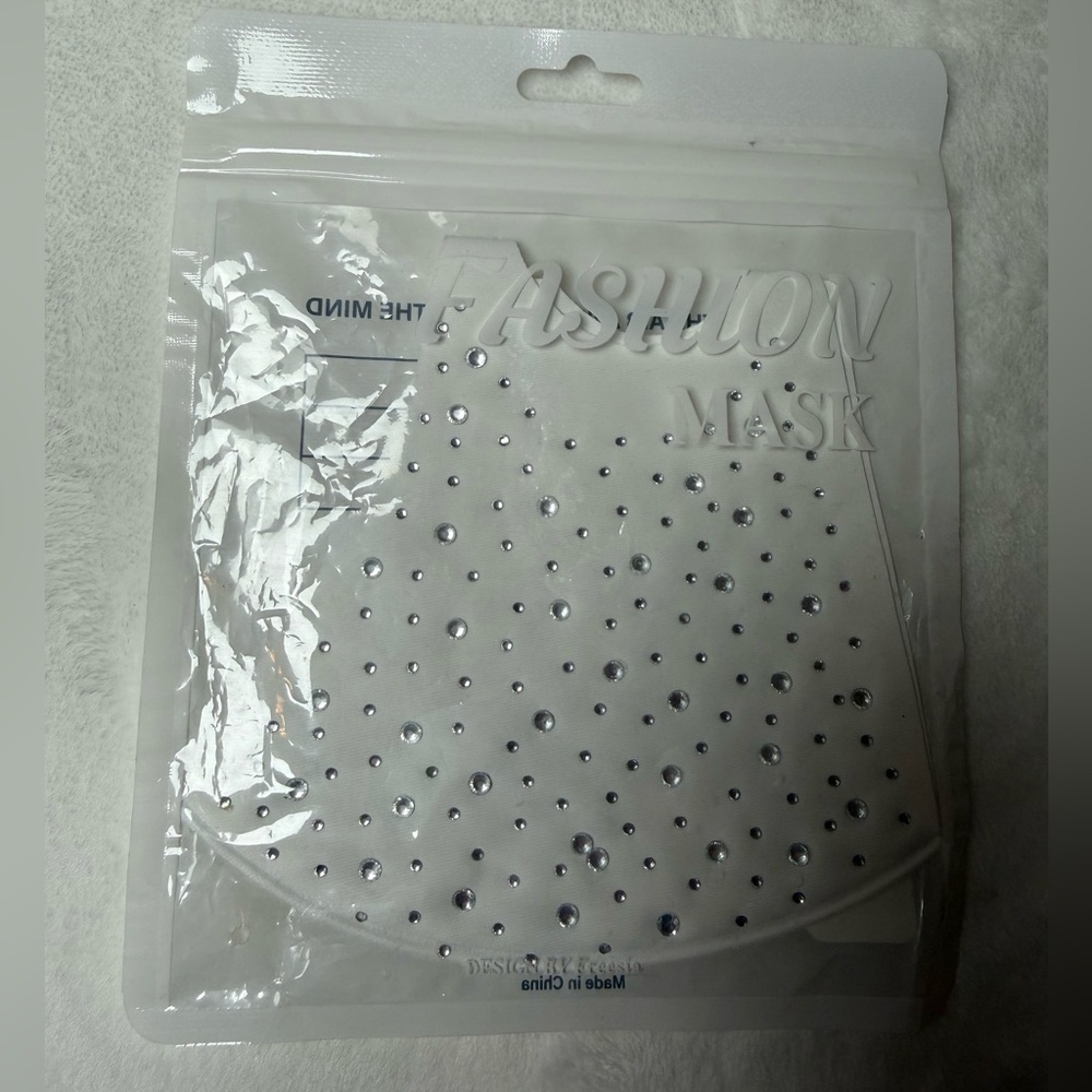 NWT White Fashion Mask with Rhinestones